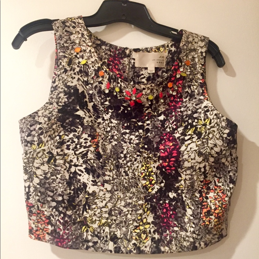 Crop top